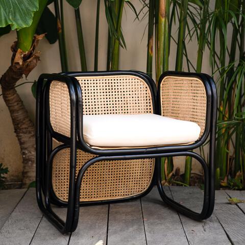 Rattan Lounge Chair_Black:Ocean luxe