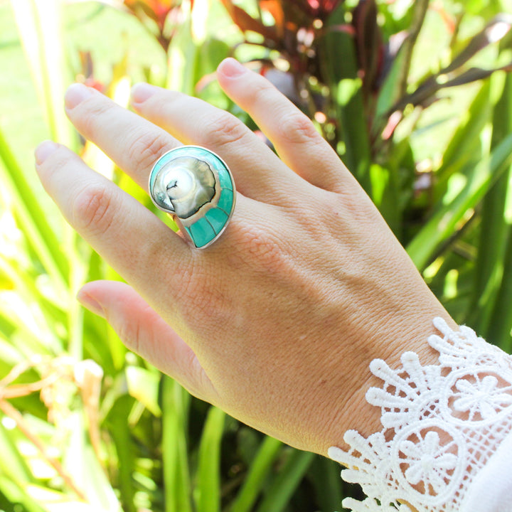 Ocean Luxe:Turquoise Nautilus Shell Ring