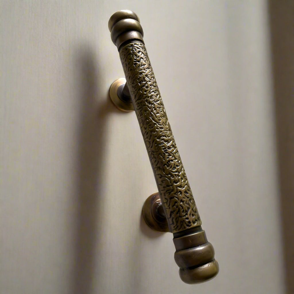 Tribal_design_brass_door_handle_by_Ocean_Luxe